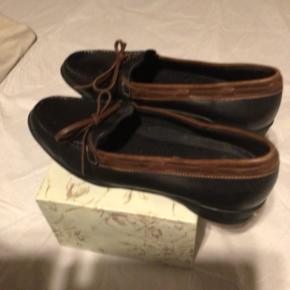 Munro slip-on American